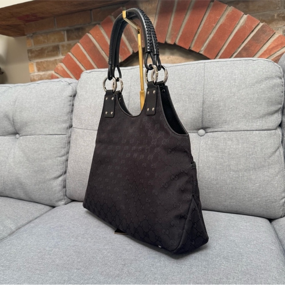 🚨Price Drop 🚨 AUTHENTIC Gucci GG Black Purse - EUC